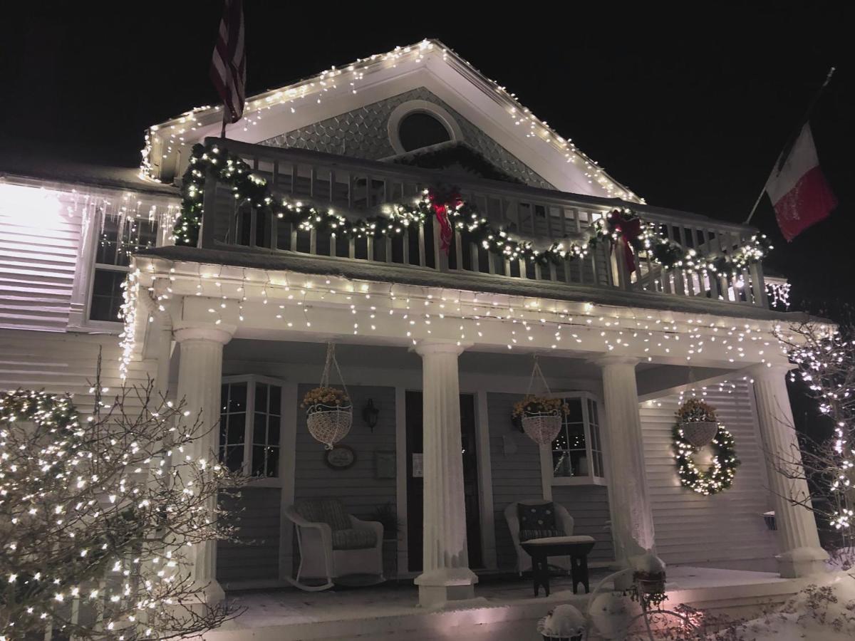 The French Country Inn Lake Geneva Exterior foto